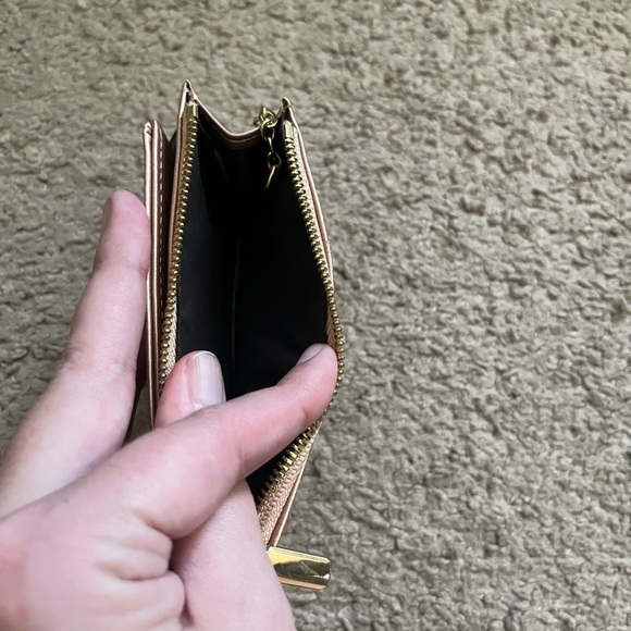 Chelmon Card Holder - Picture 5 of 6